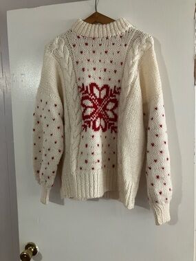 Vintage Cream Cable Knit Turtleneck Sweater with Red Fair Isle Motif